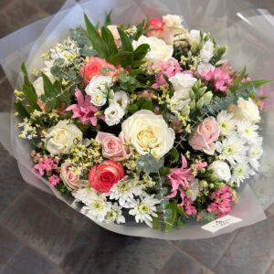 Bouquet Whites & Pastels